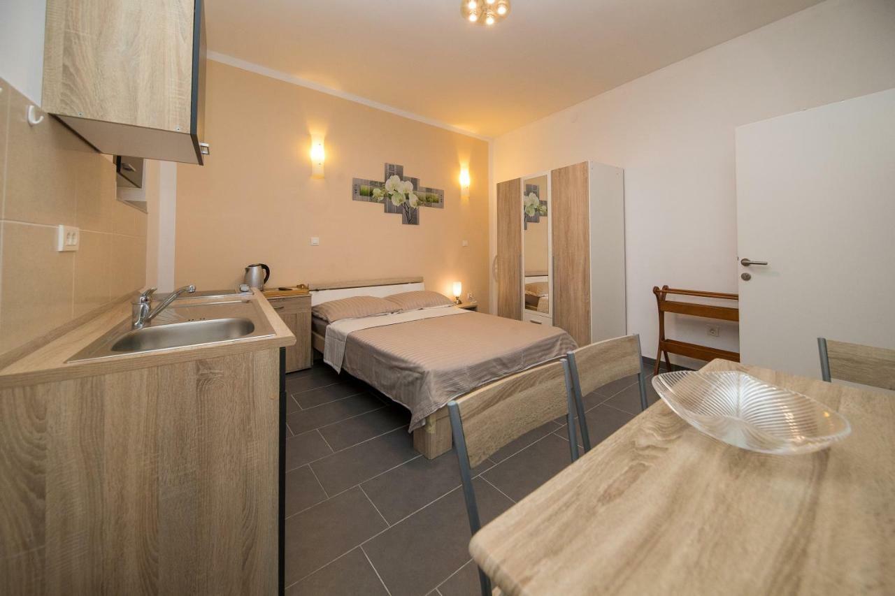 Apartment Zorica Crikvenica Eksteriør bilde